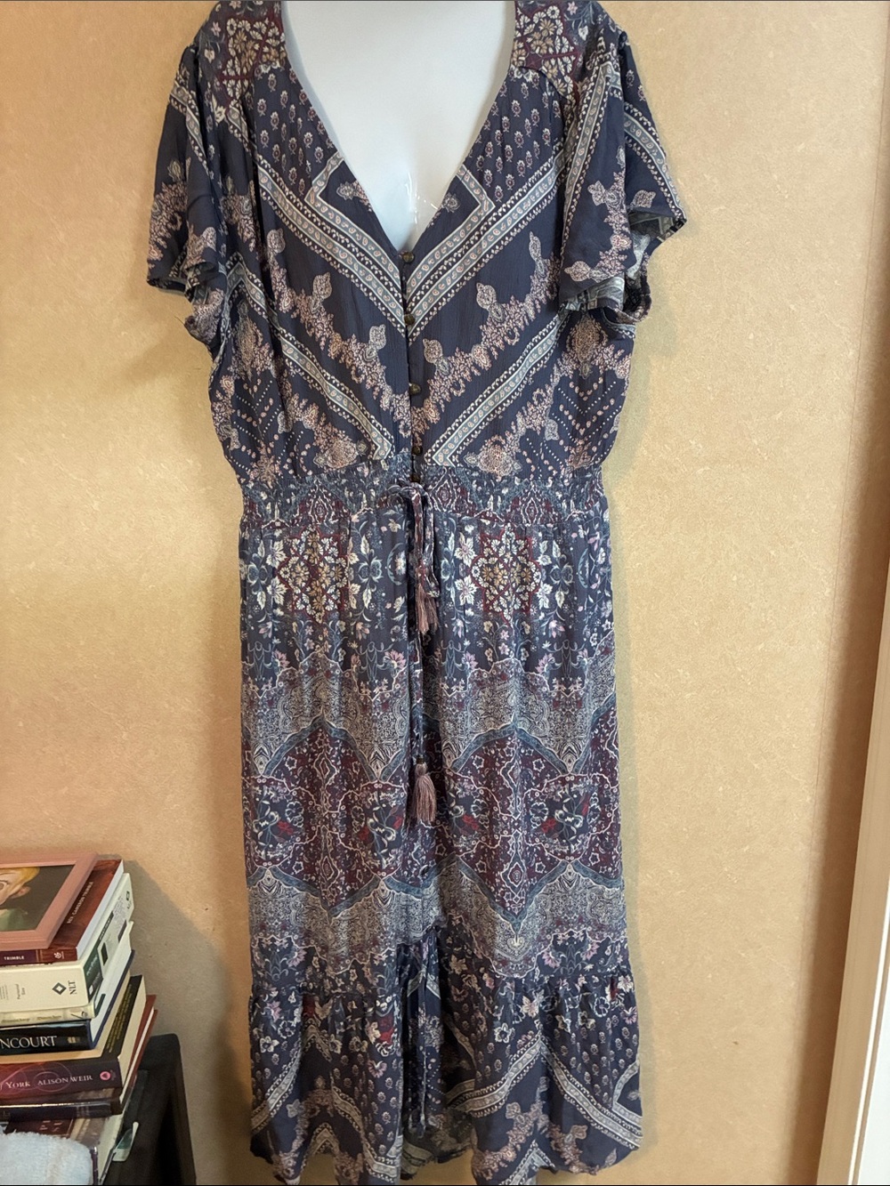 Knox Rose Navy Maxi Dress with Cream & Burgundy Pattern